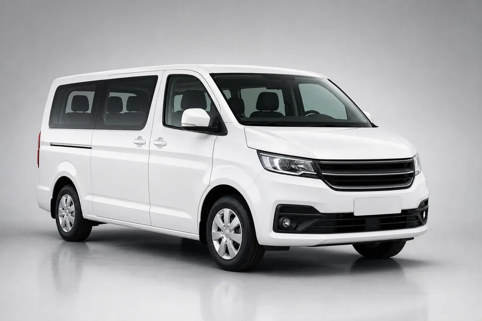 Minibus 9 places — véhicule de location BelDrive (photo d’illustration)